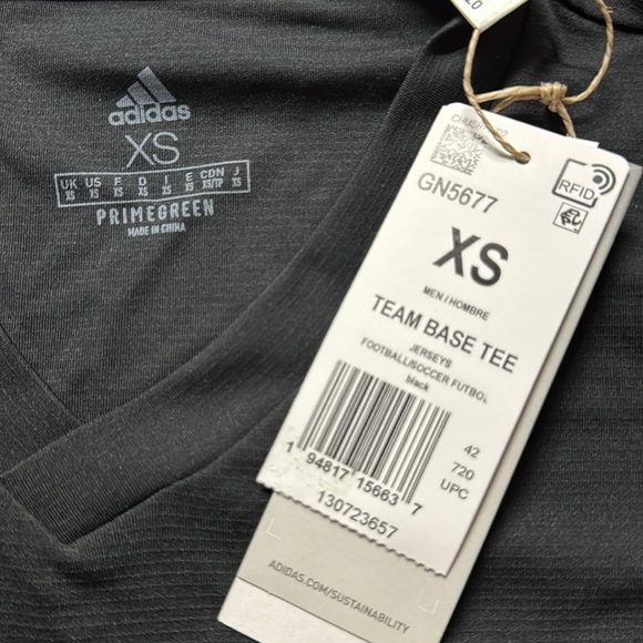 Adidas long sleeve lightweight top - Picture 2 of 4